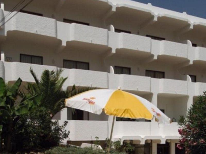 Apartamentos Alvaflor Quarteira Exterior photo